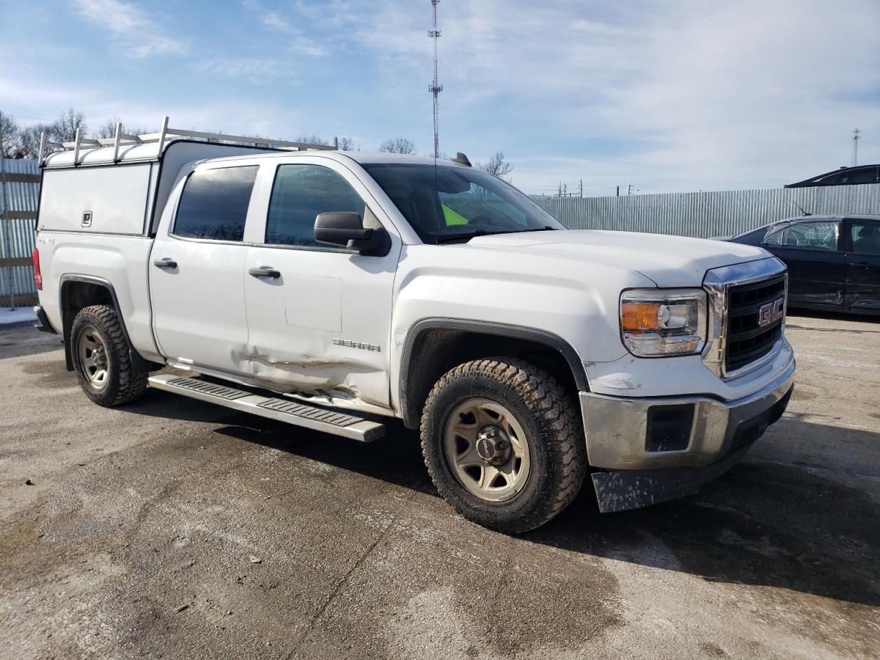2015 GMC Sierra - Image 4