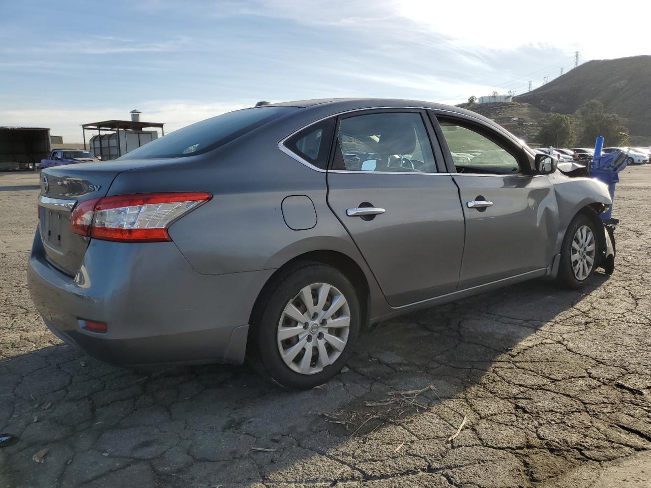 2015 Nissan Sentra - Image 3
