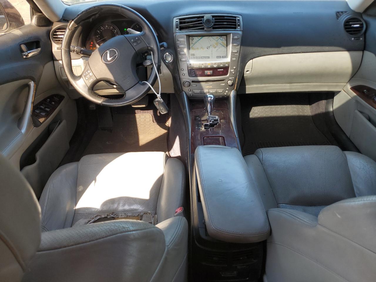 2006 Lexus IS - Image 8