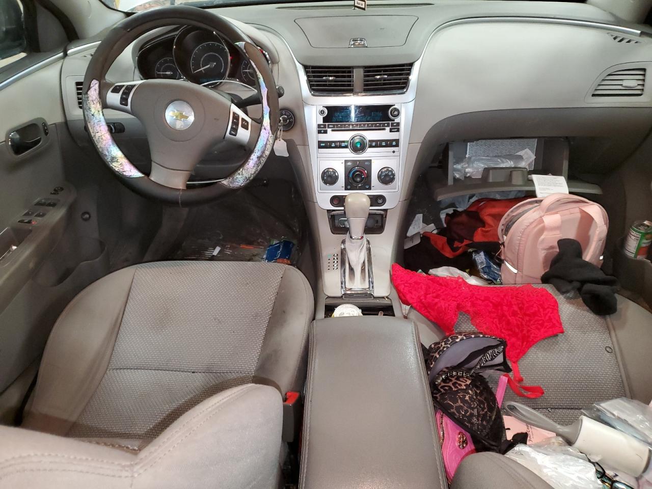 2011 Chevrolet Malibu - Image 8