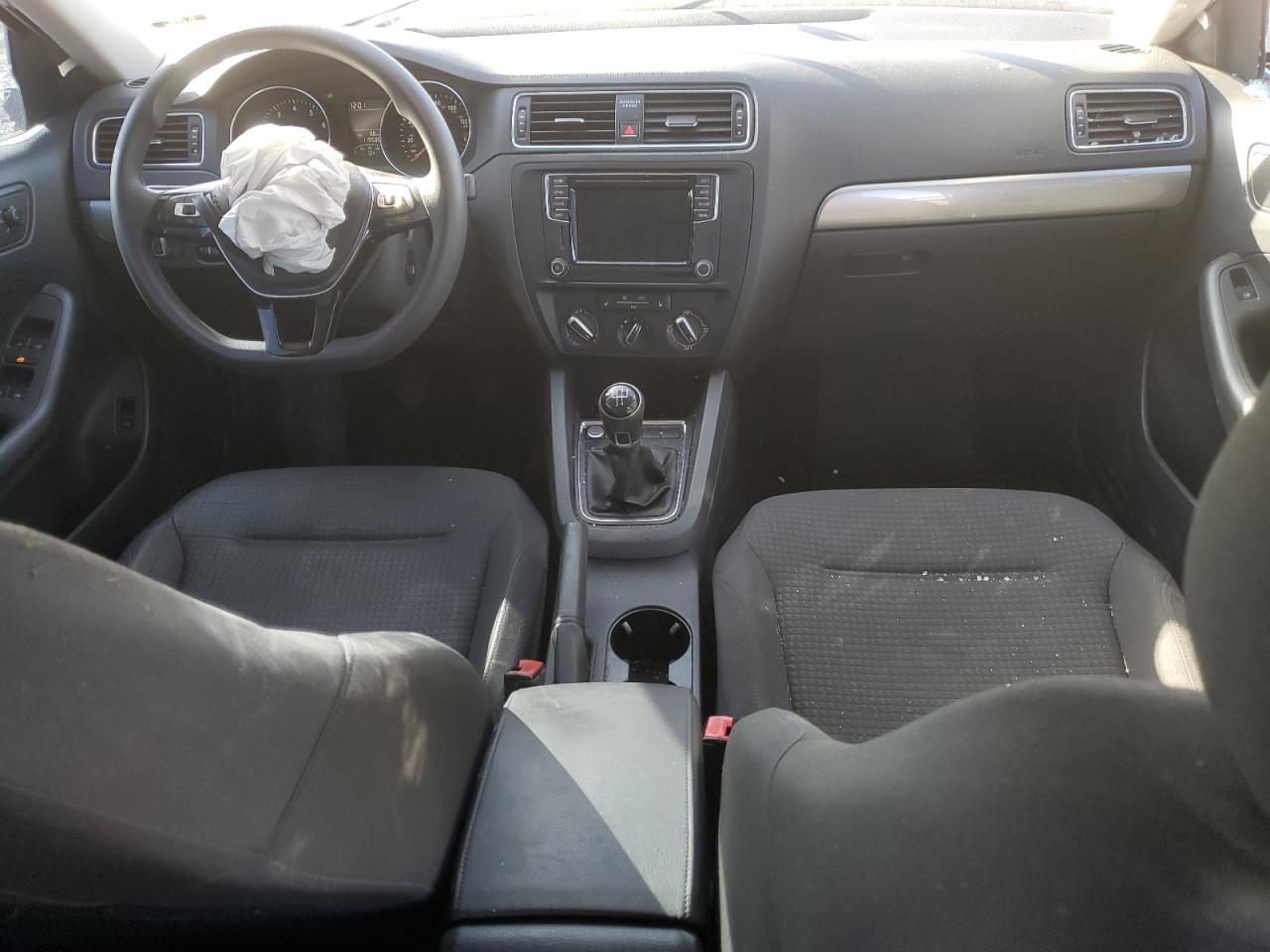 2016 Volkswagen Jetta - Image 8