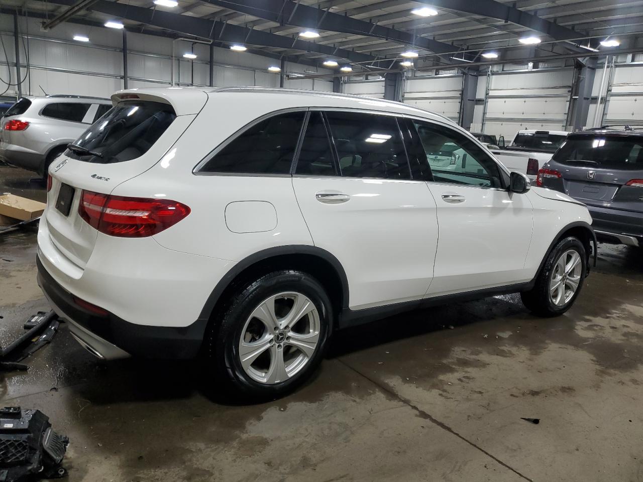 2018 Mercedes-Benz GLC - Image 3