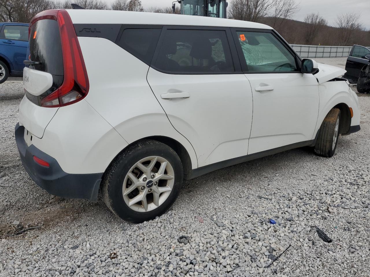 2022 Kia Soul - Image 3