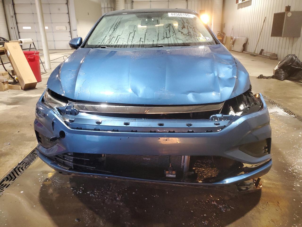 2019 Volkswagen Jetta - Image 5
