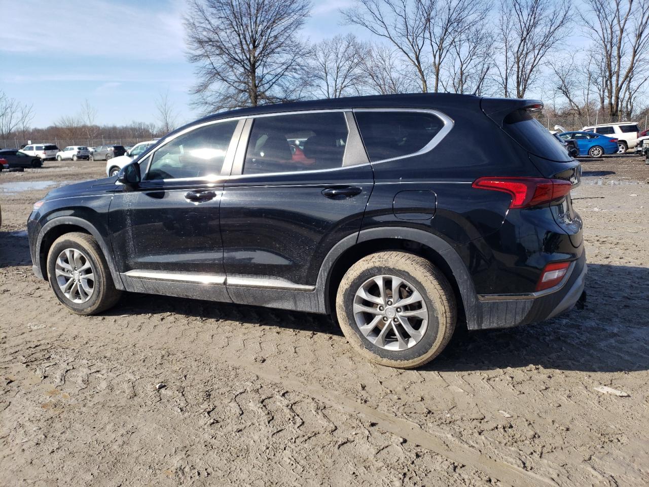 2019 Hyundai Santa Fe - Image 2