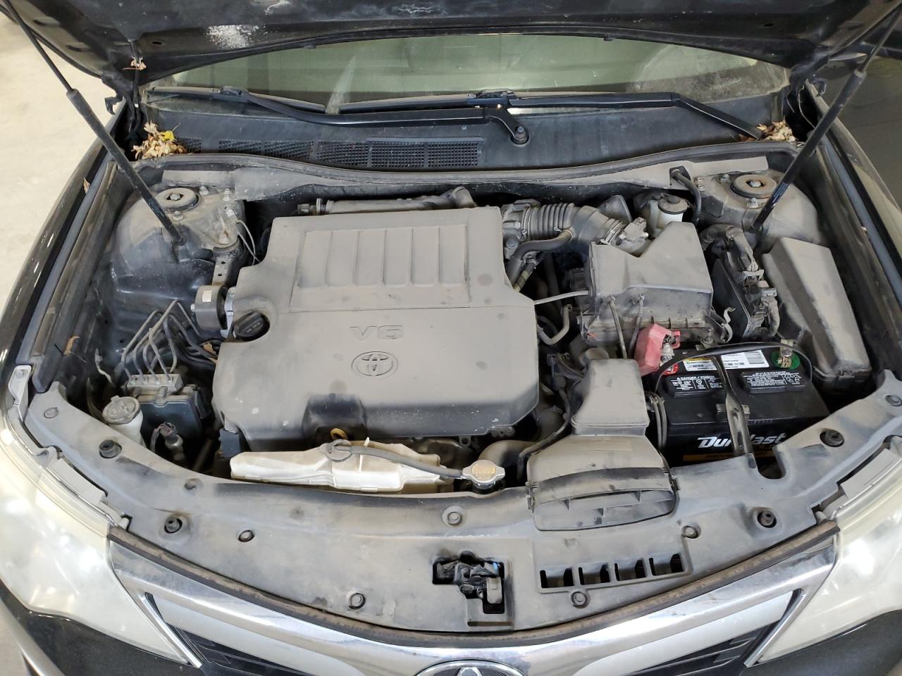 2014 Toyota Camry - Image 13
