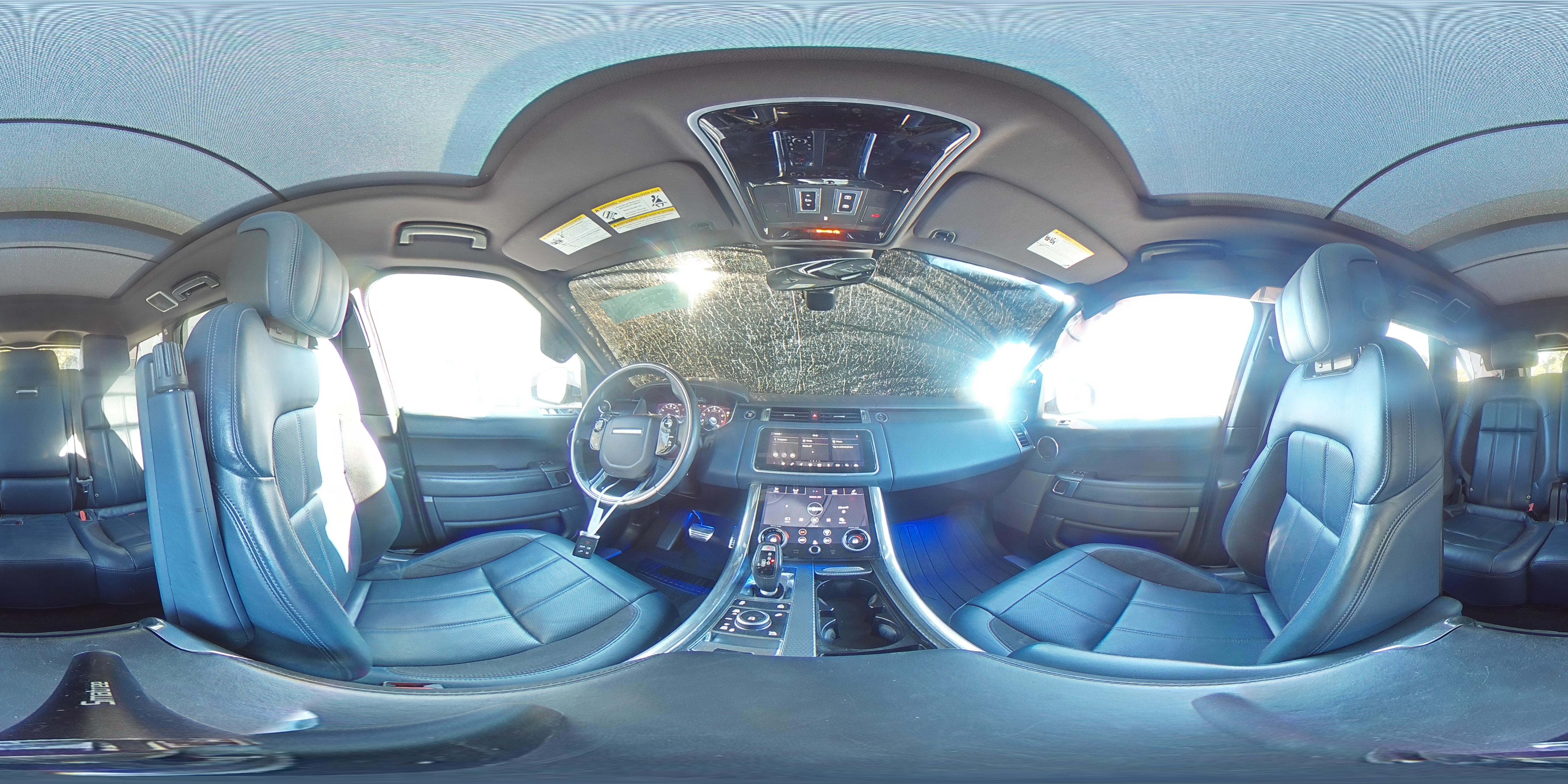 2020 Land Rover Range Rover - Image 12