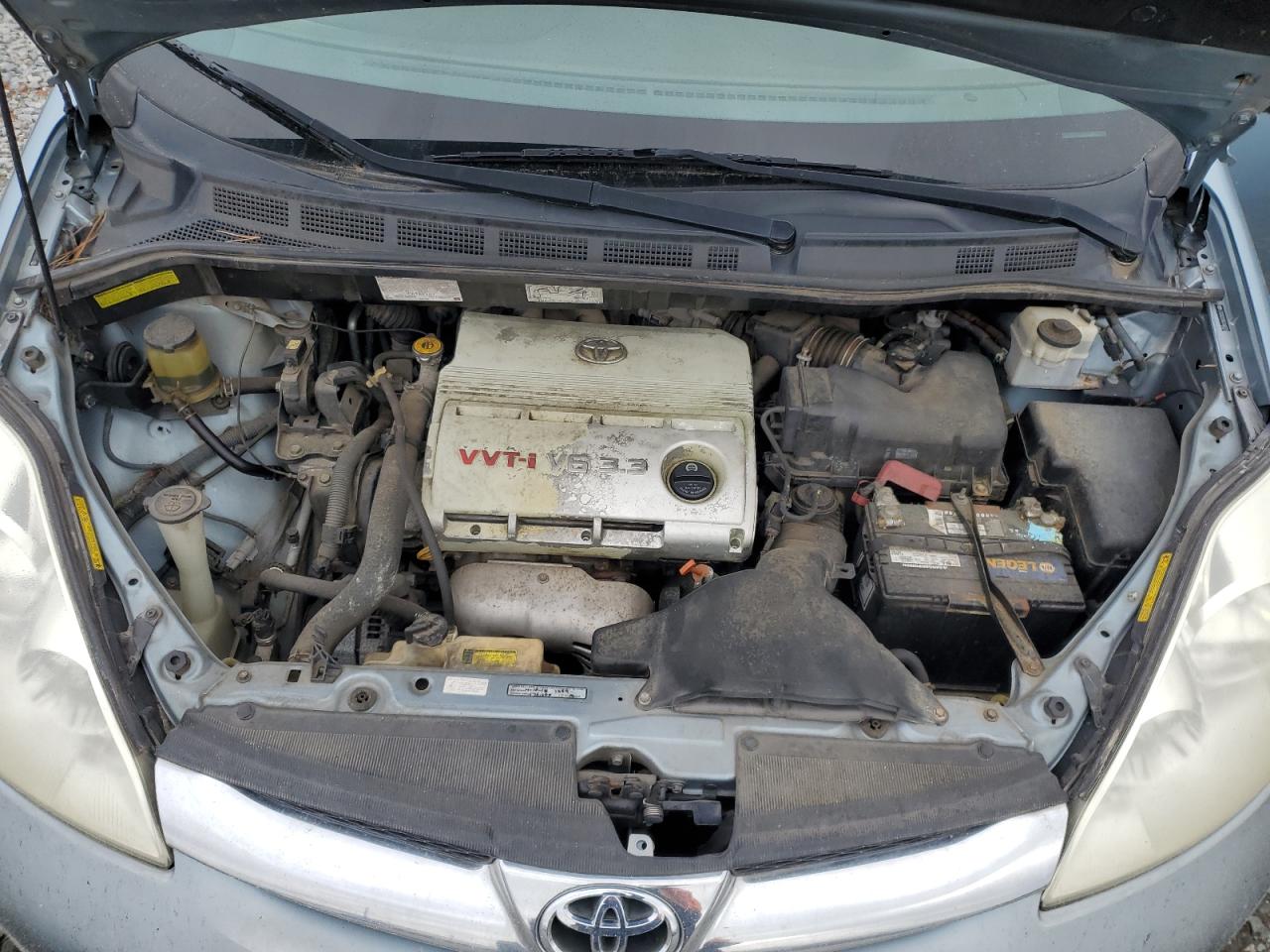 2006 Toyota Sienna - Image 12