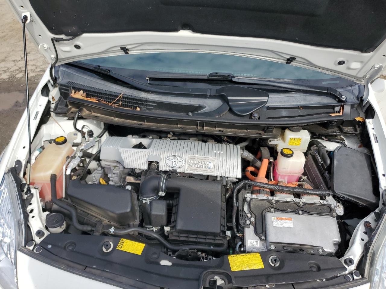 2012 Toyota Prius - Image 12