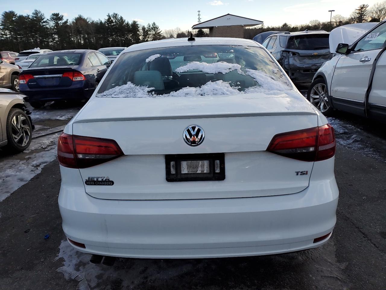 2016 Volkswagen Jetta - Image 6