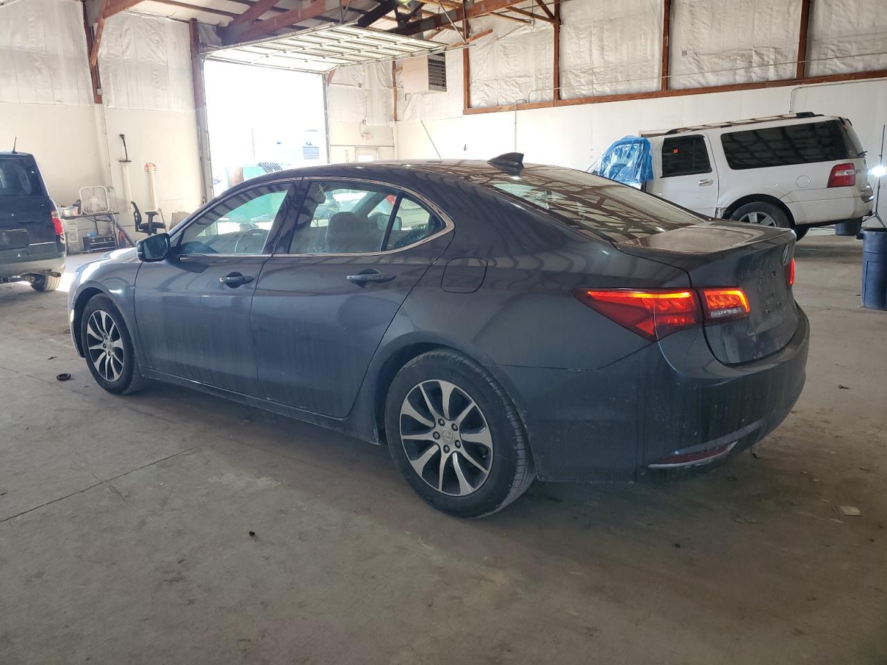 2016 Acura TLX - Image 2