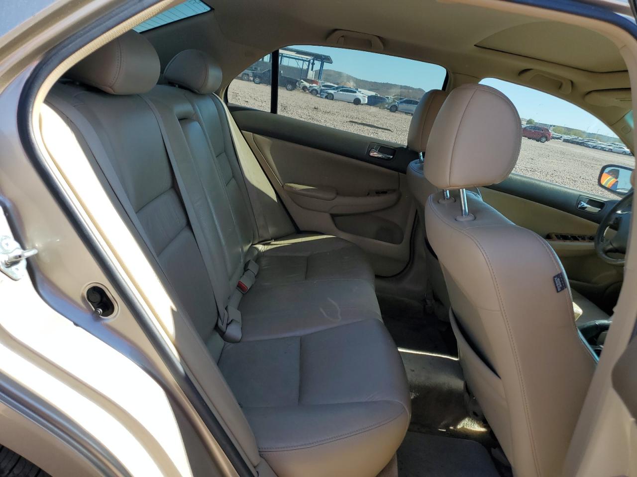 2004 Honda Accord - Image 10