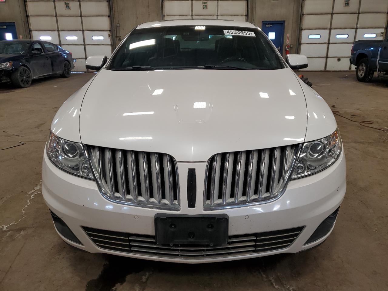2012 Lincoln MKS - Image 5