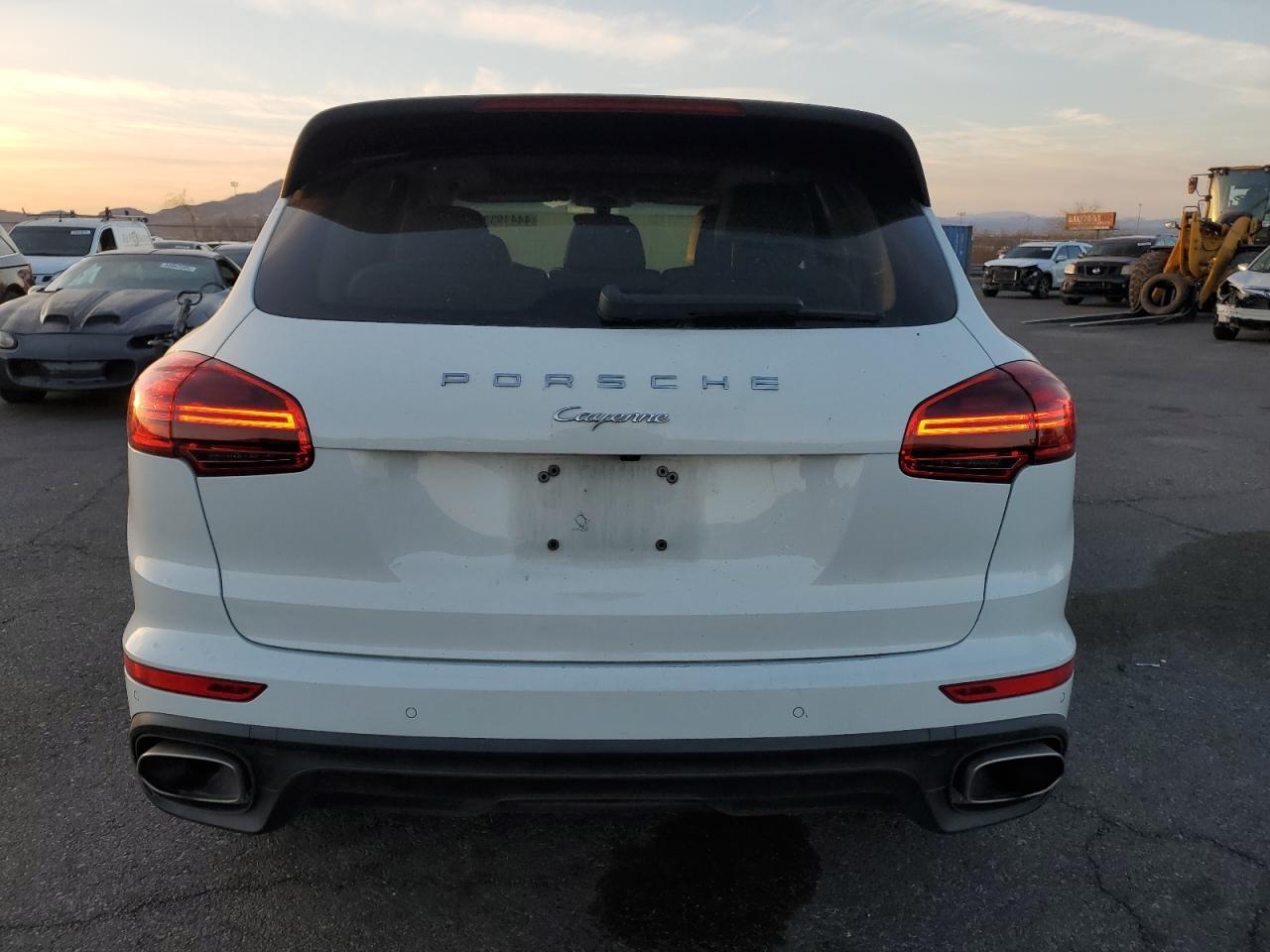 2015 Porsche Cayenne - Image 6