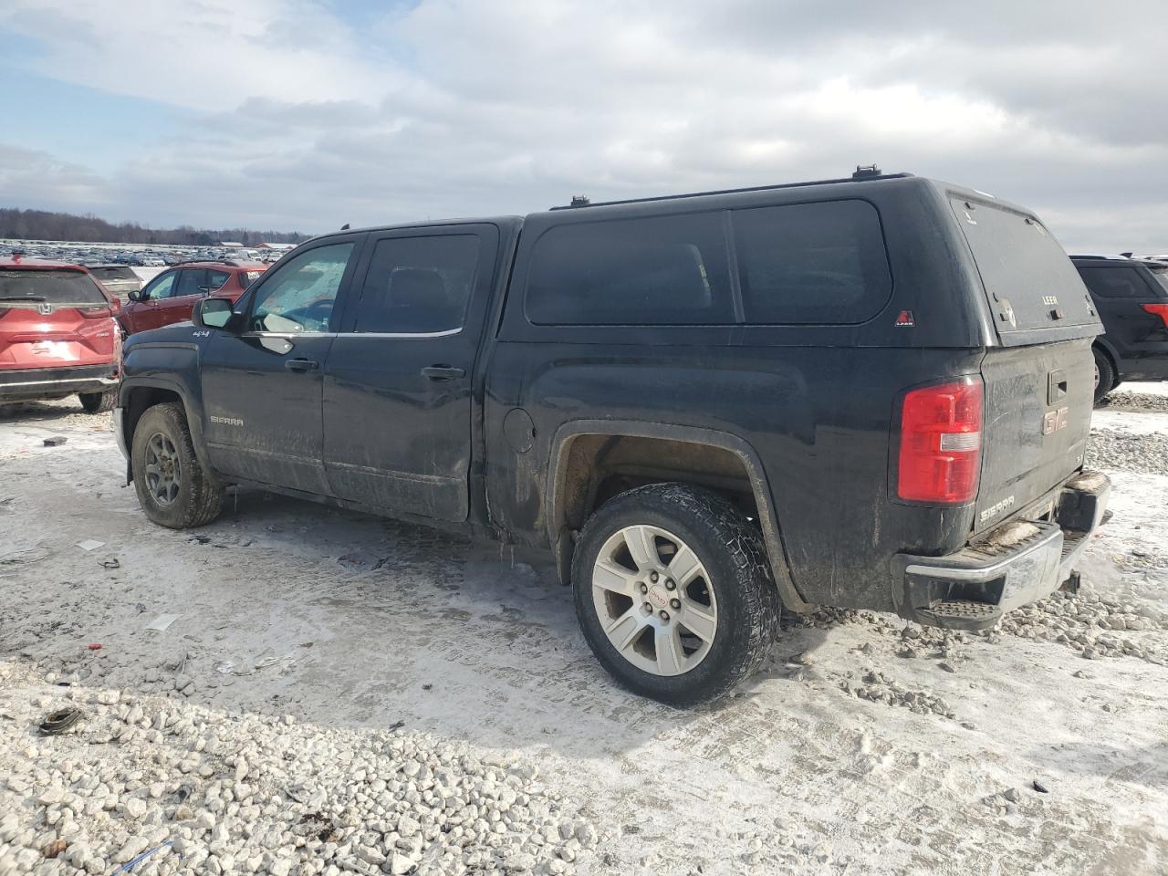 2017 GMC Sierra - Image 2