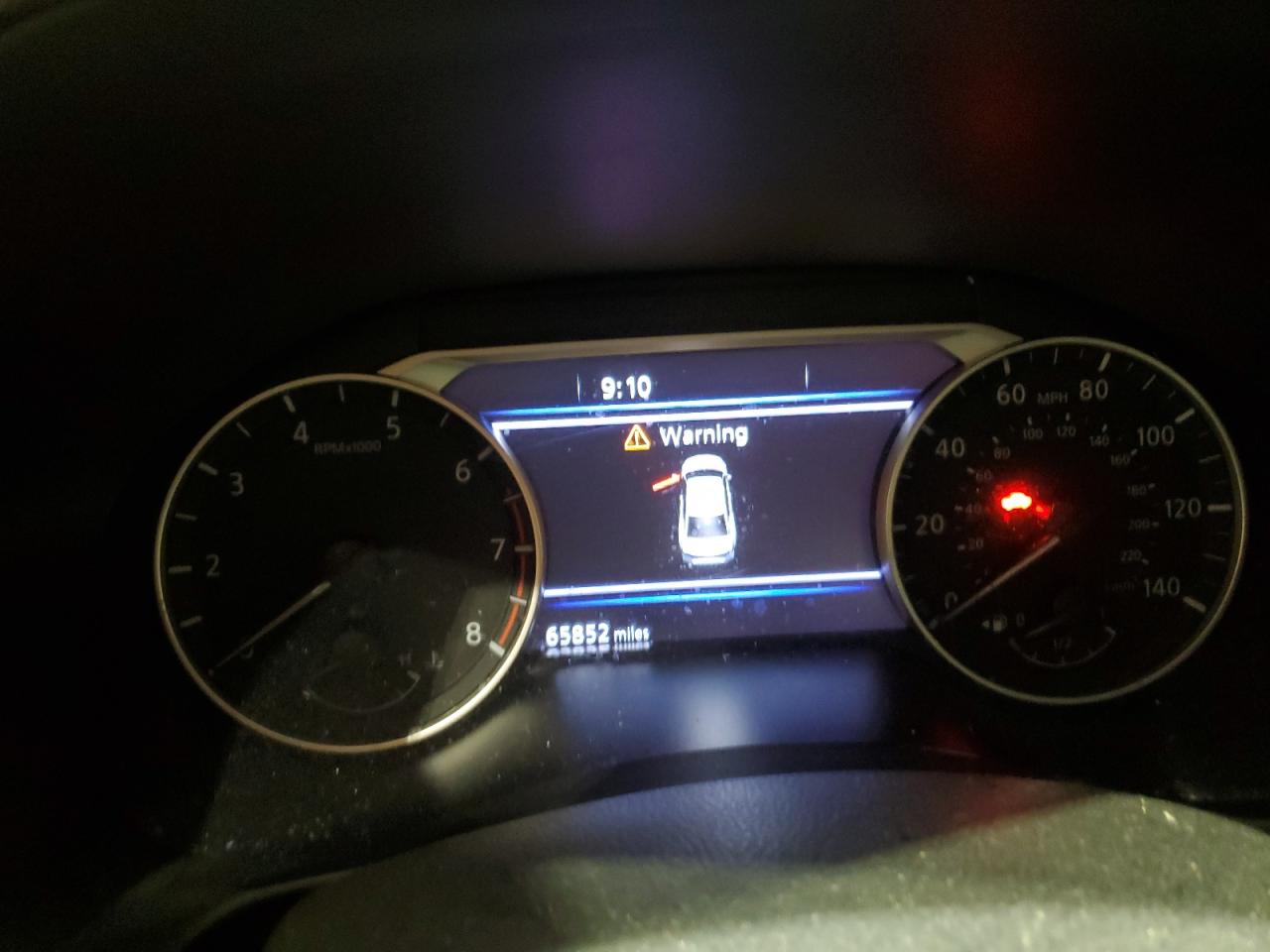 2020 Nissan Altima - Image 9