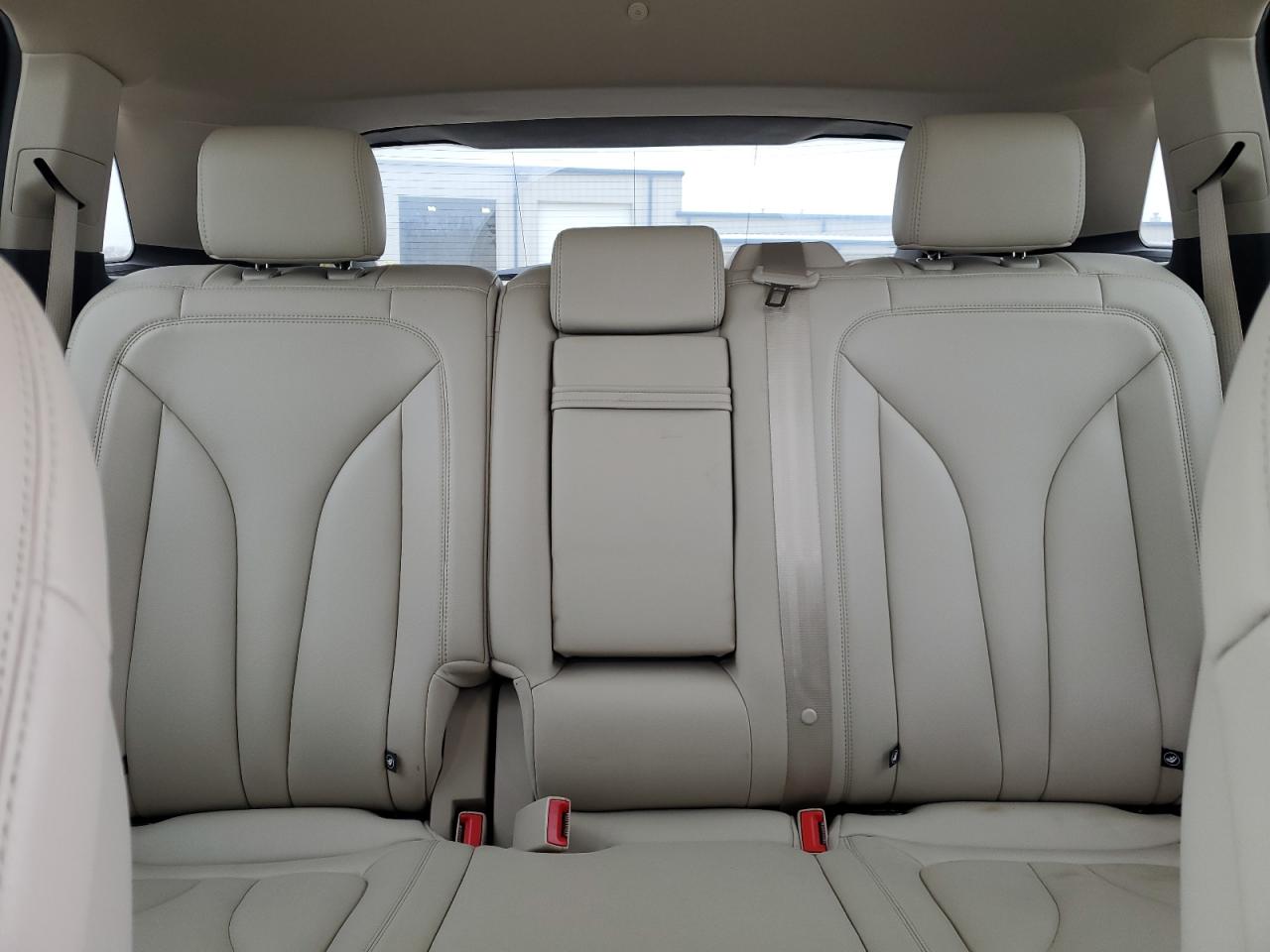 2019 Lincoln Nautilus - Image 10