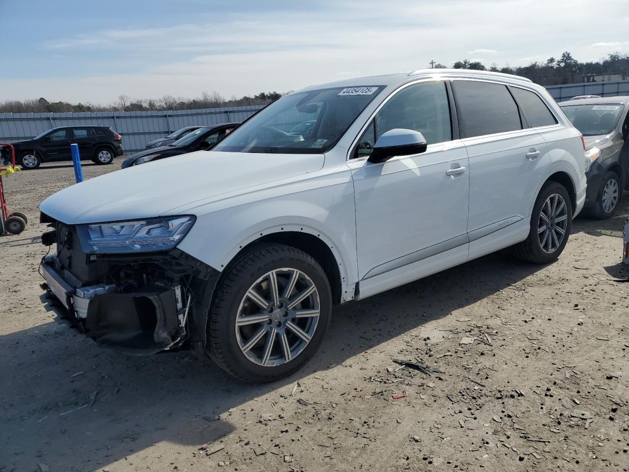 2017 Audi Q7 - Image 1