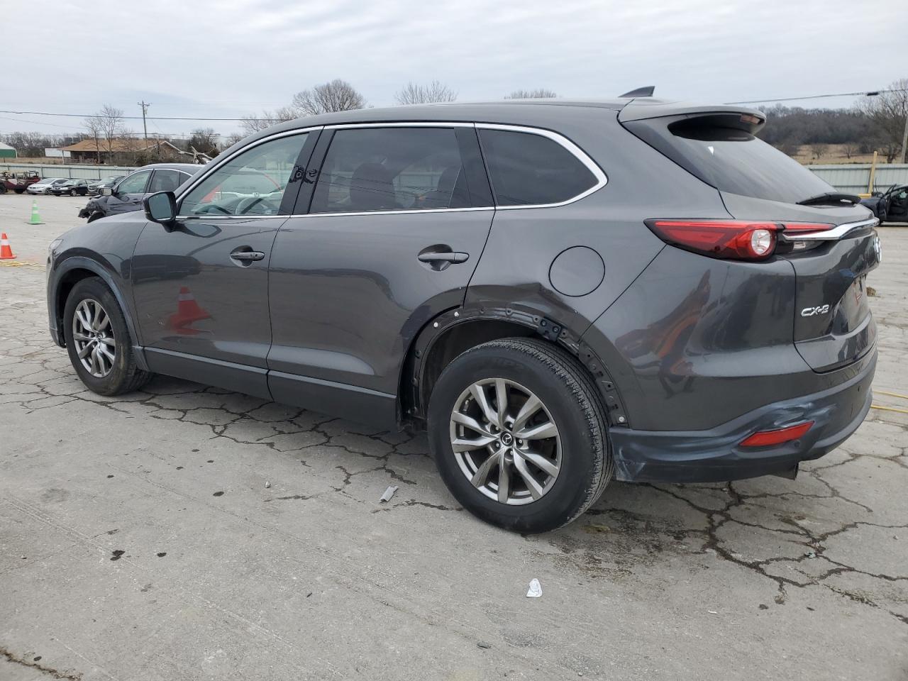 2018 Mazda CX-9 - Image 2