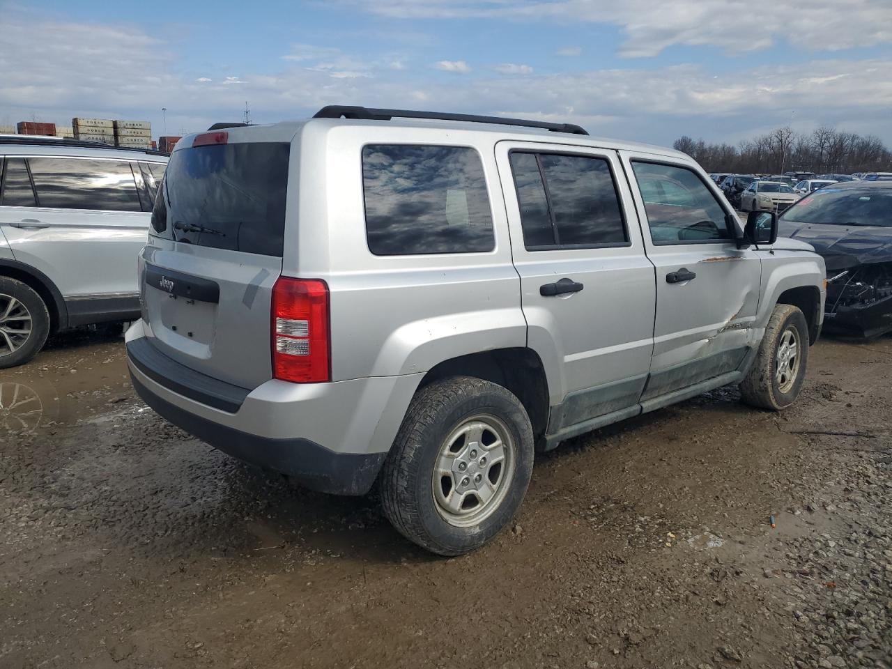 2011 Jeep Liberty (Patriot) - Image 3