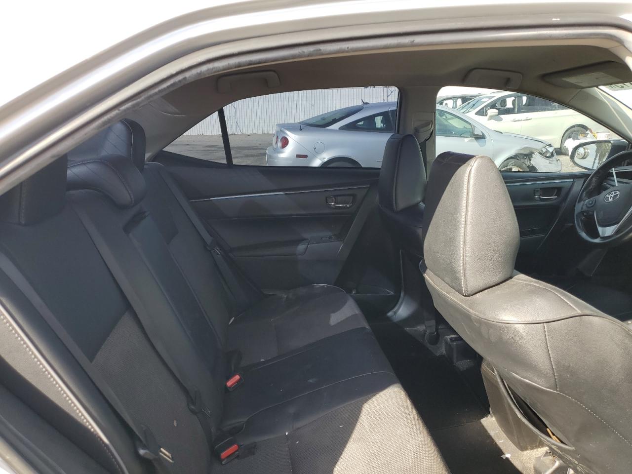 2015 Toyota Corolla - Image 10
