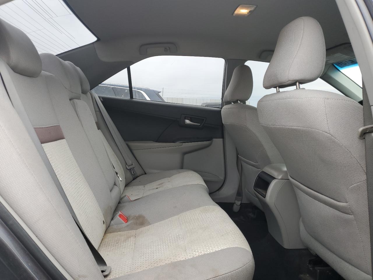 2013 Toyota Camry - Image 10
