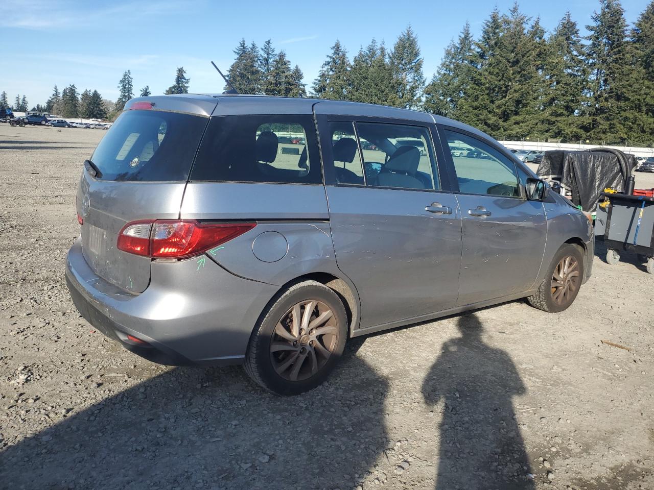 2012 Mazda 5 - Image 3