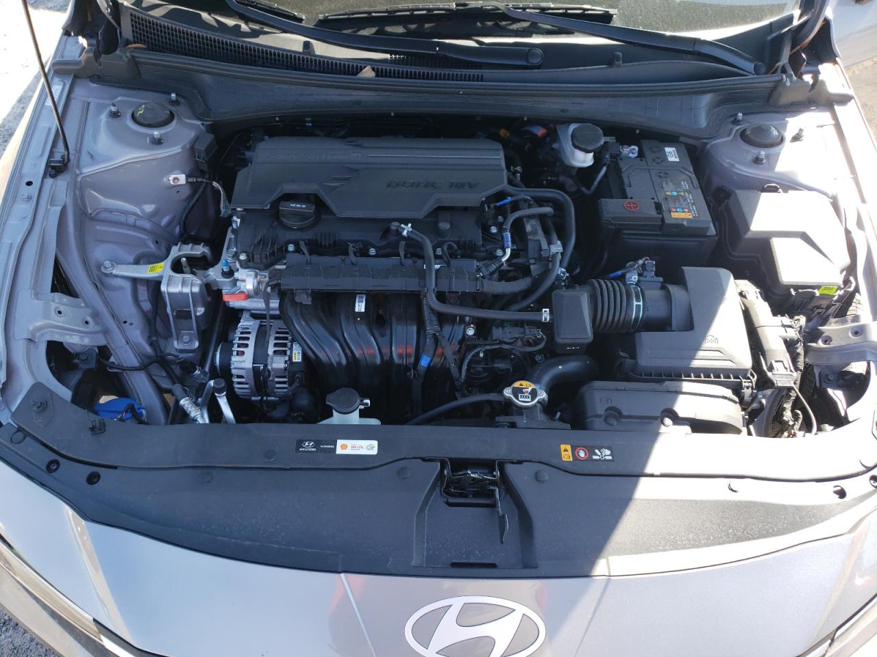 2024 Hyundai Elantra - Image 12