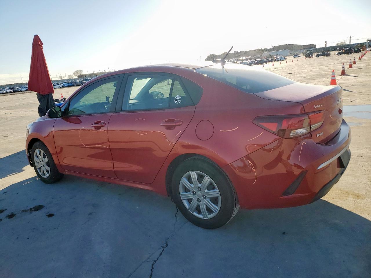 2023 Kia Rio - Image 2