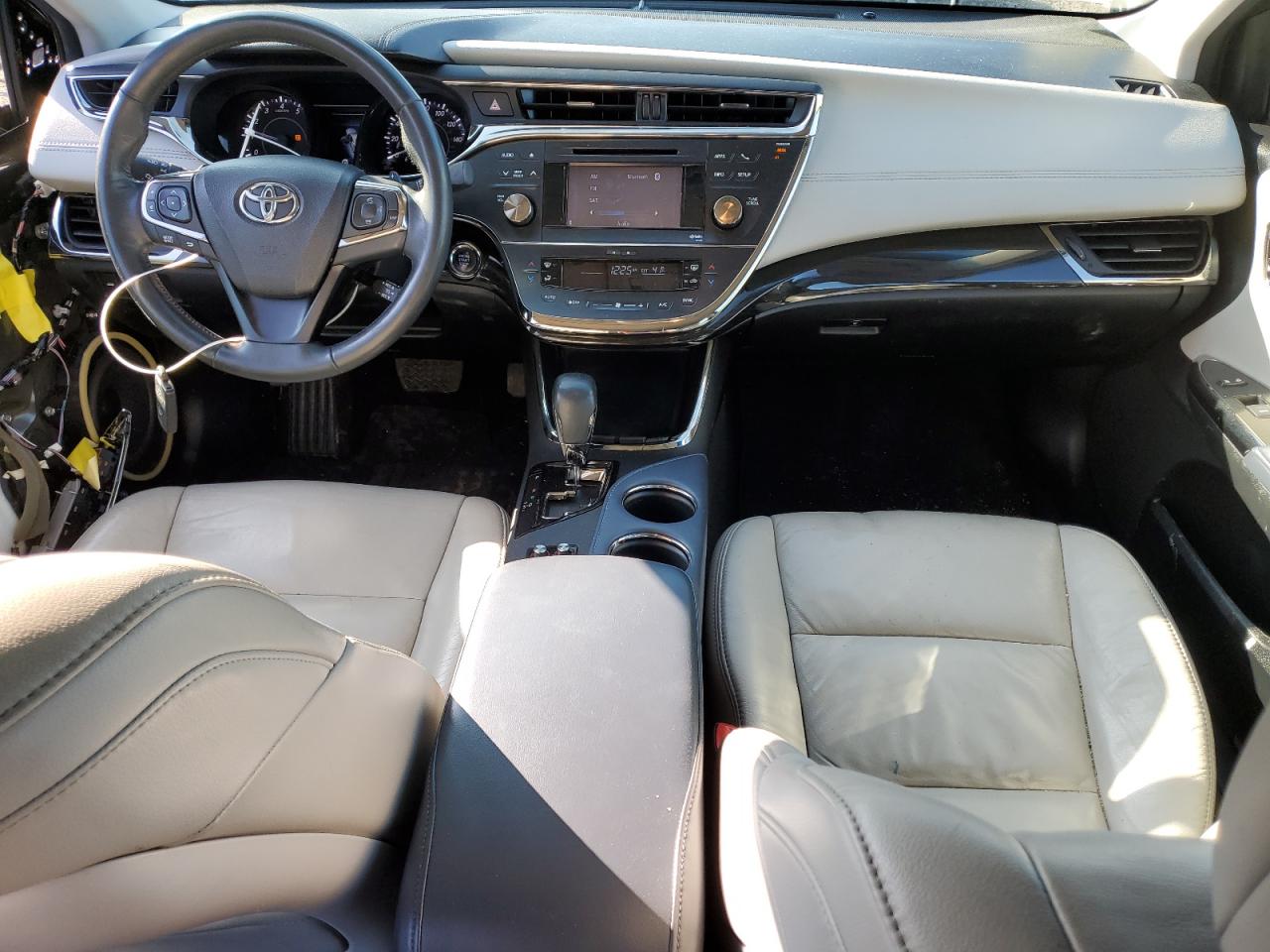 2014 Toyota Avalon - Image 8