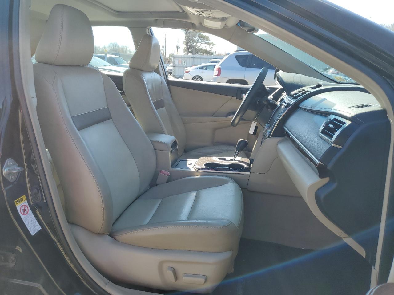 2012 Toyota Camry - Image 7