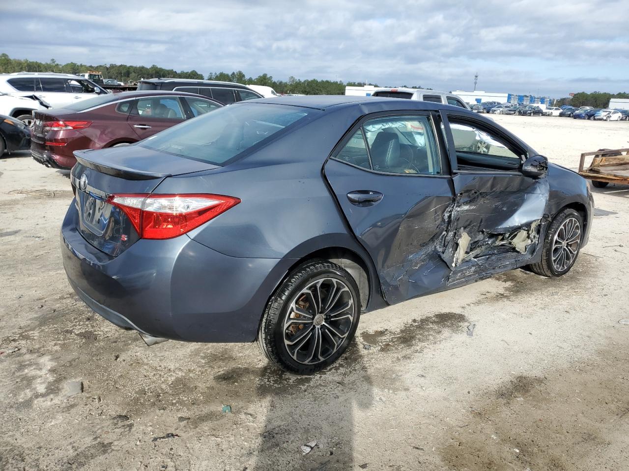 2016 Toyota Corolla - Image 3