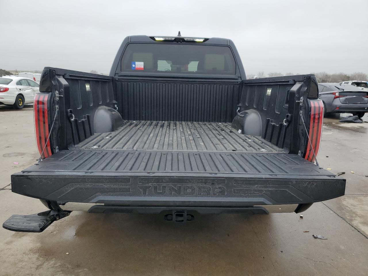 2022 Toyota Tundra - Image 6