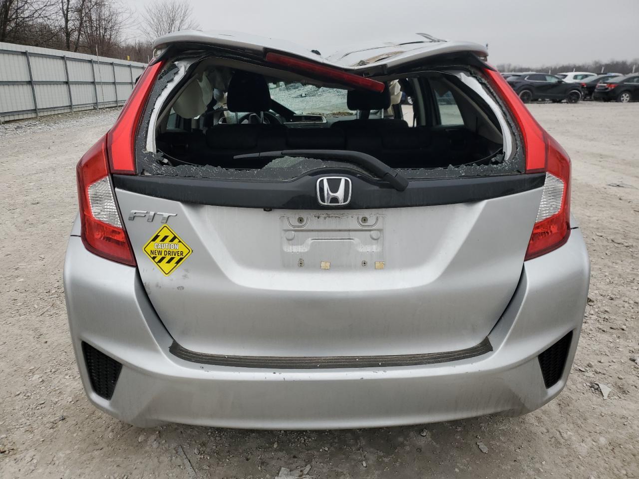2015 Honda Fit - Image 6