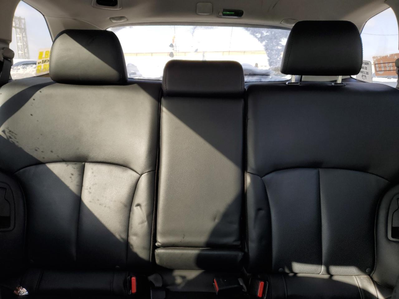 2013 Subaru Outback - Image 10