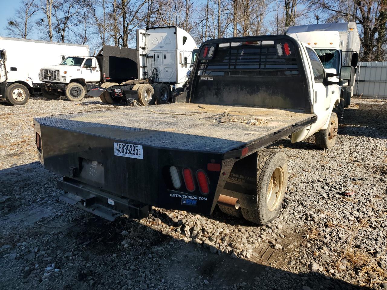2006 Ford F350 - Image 3