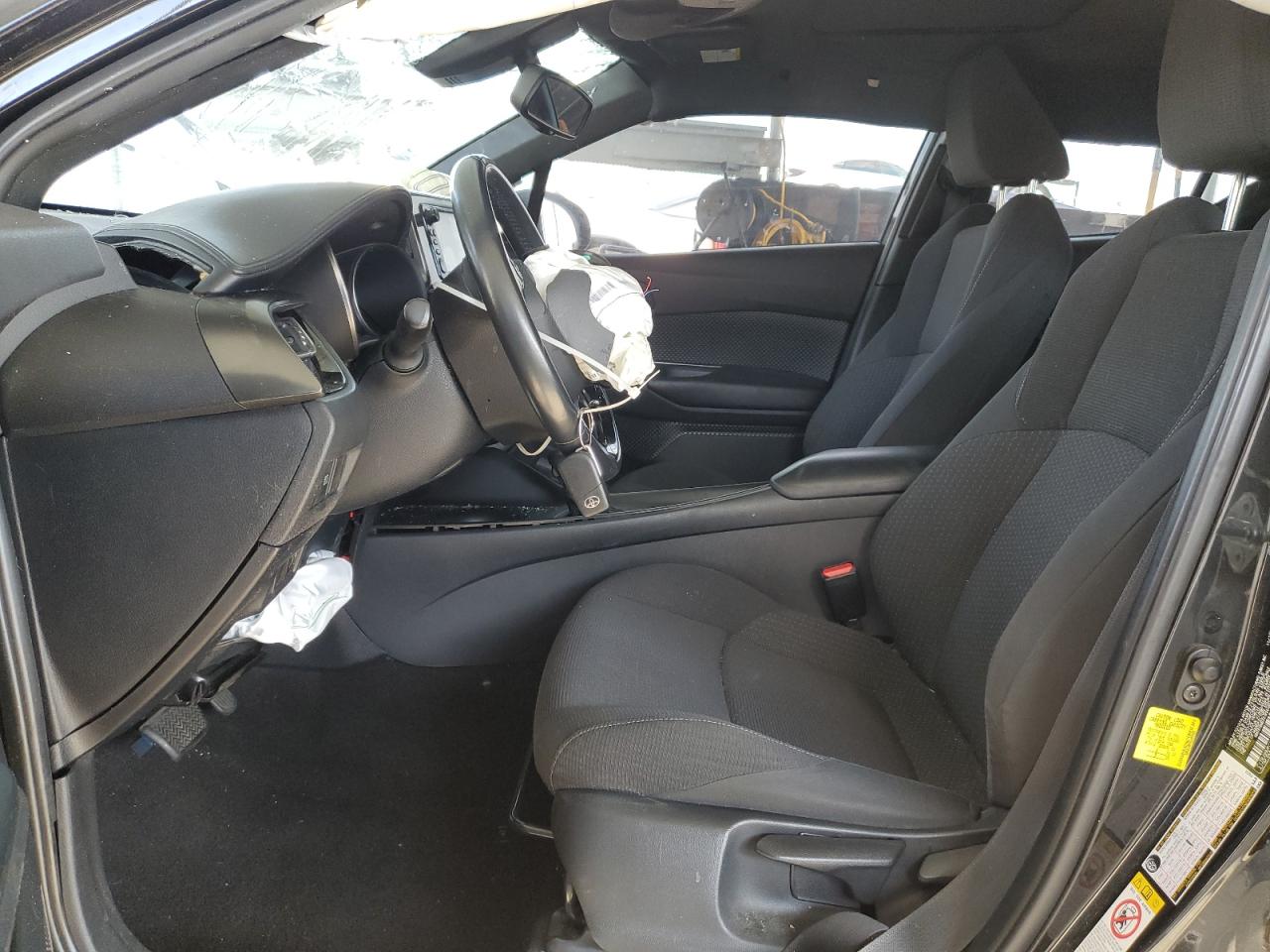 2018 Toyota C-HR - Image 7