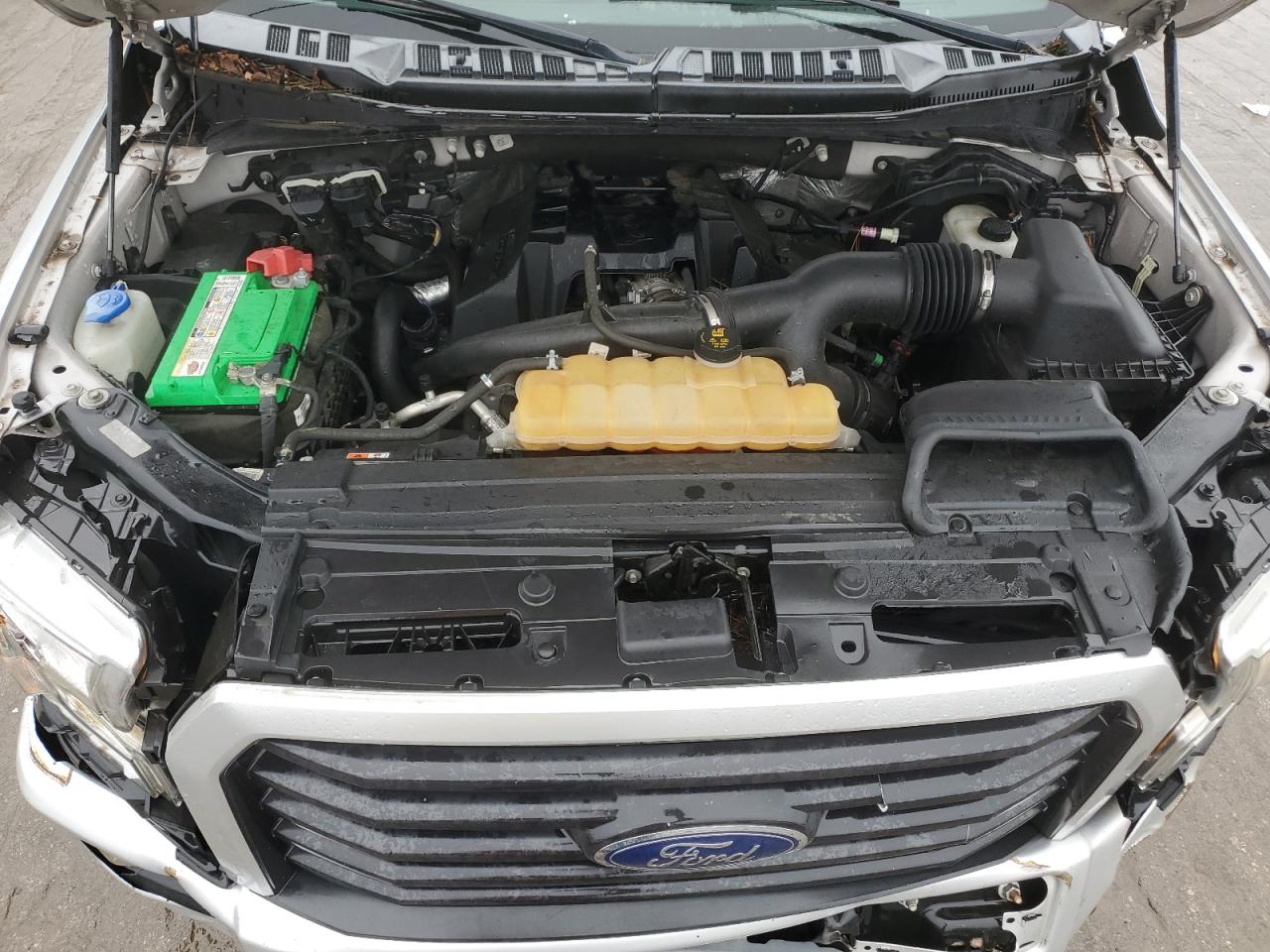2016 Ford F-150 - Image 12