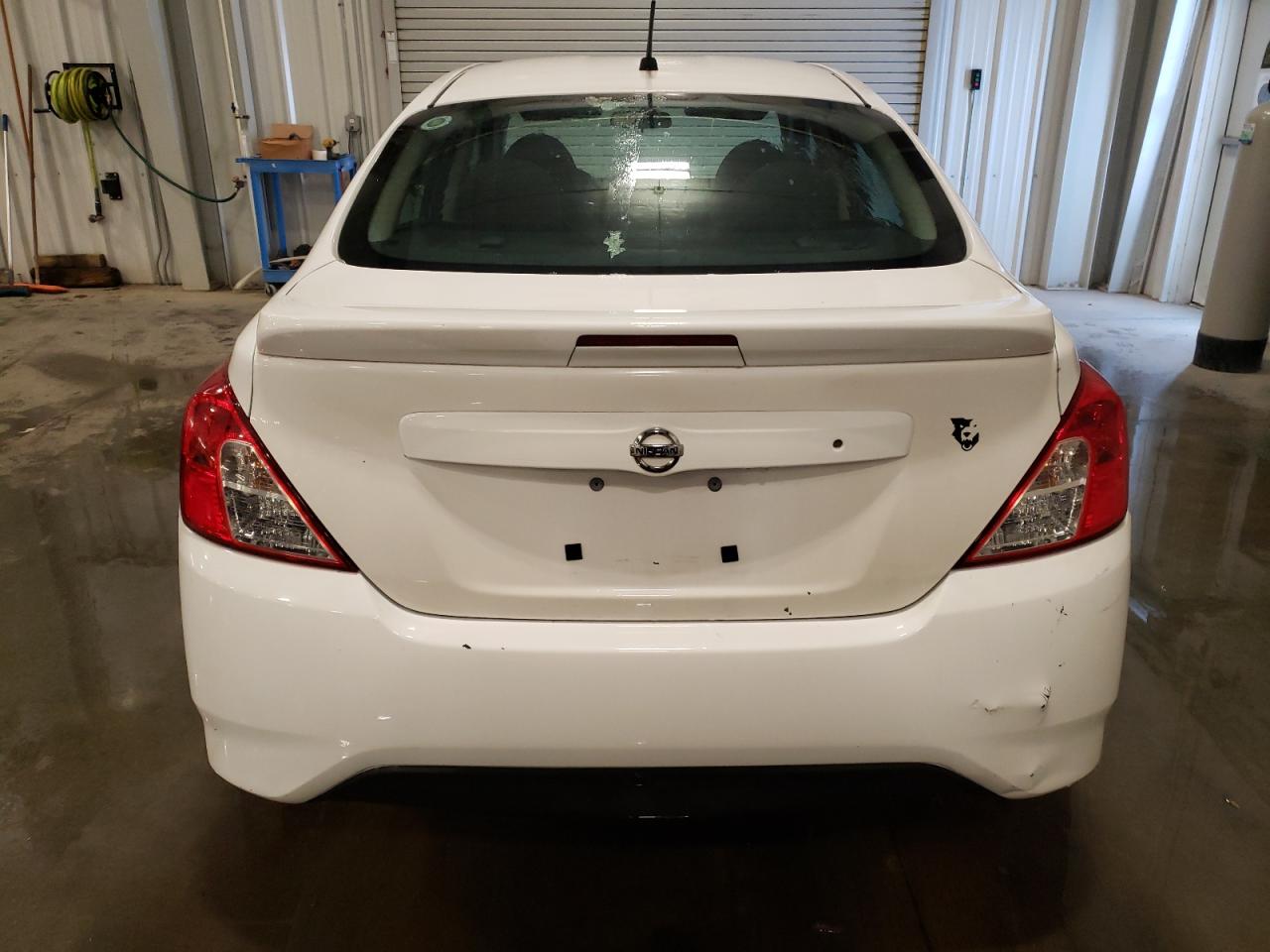 2017 Nissan Versa - Image 6