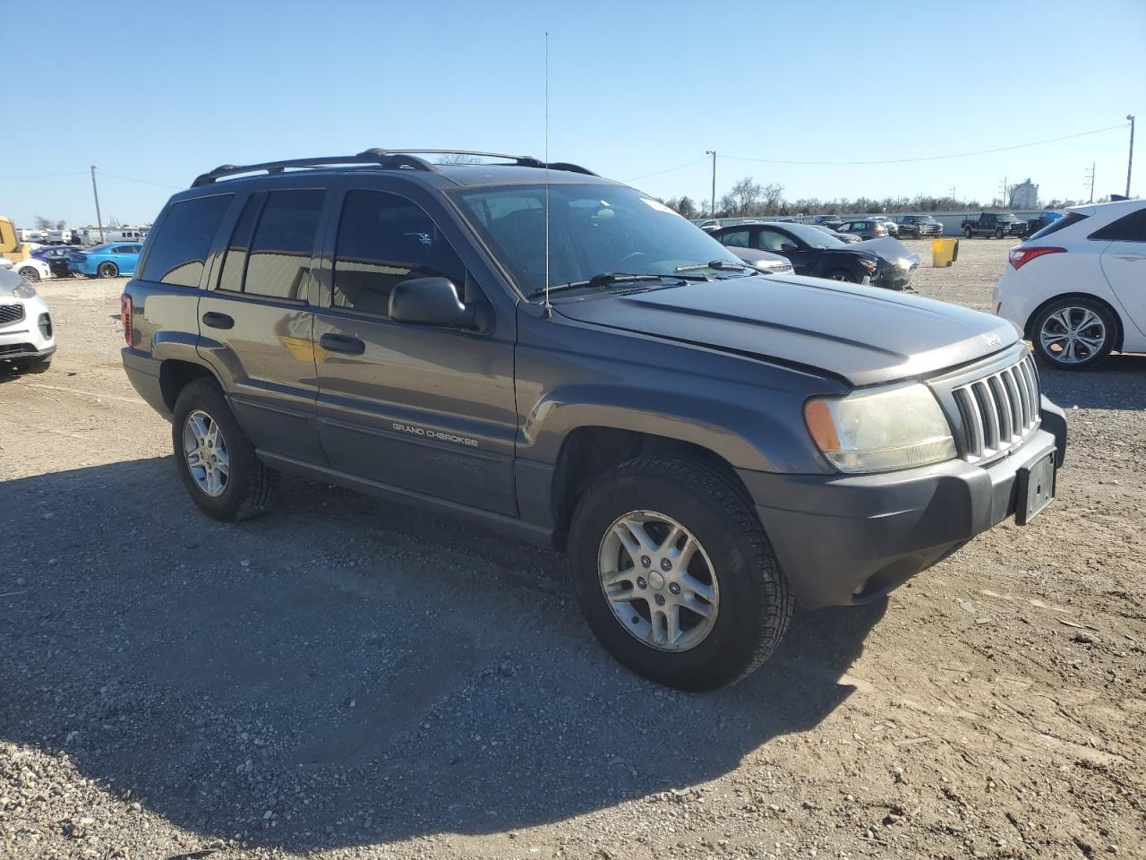 2004 Jeep Grand Cherokee - Image 4