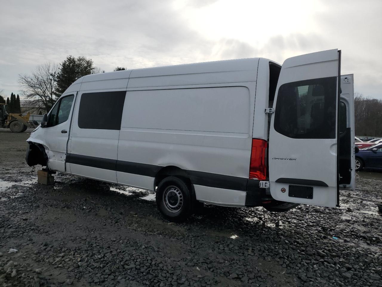 2024 Mercedes-Benz Sprinter - Image 2