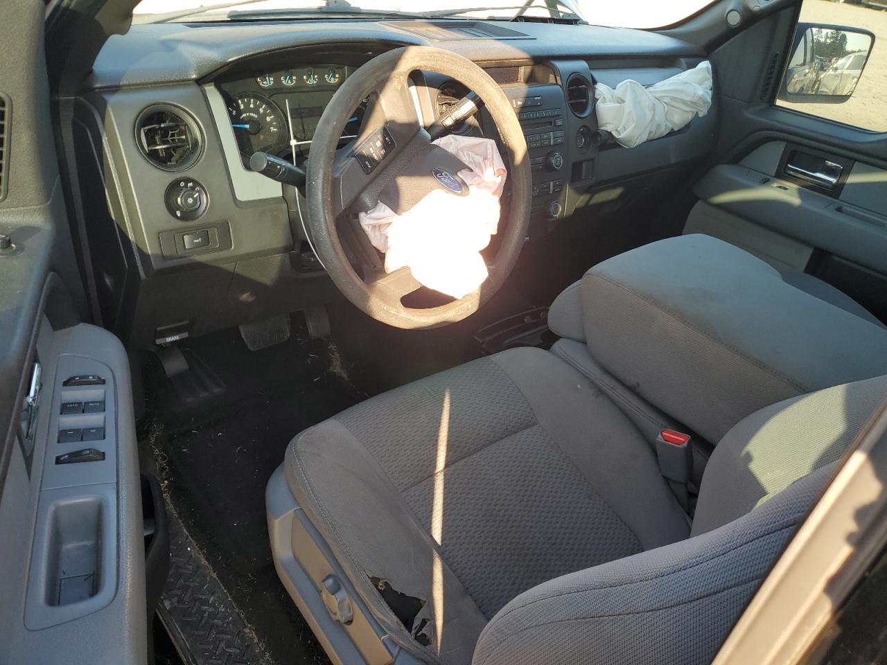 2013 Ford F-150 - Image 8