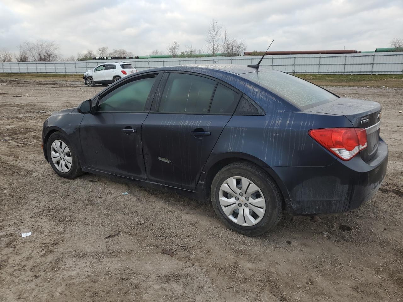 2014 Chevrolet Cruze - Image 2