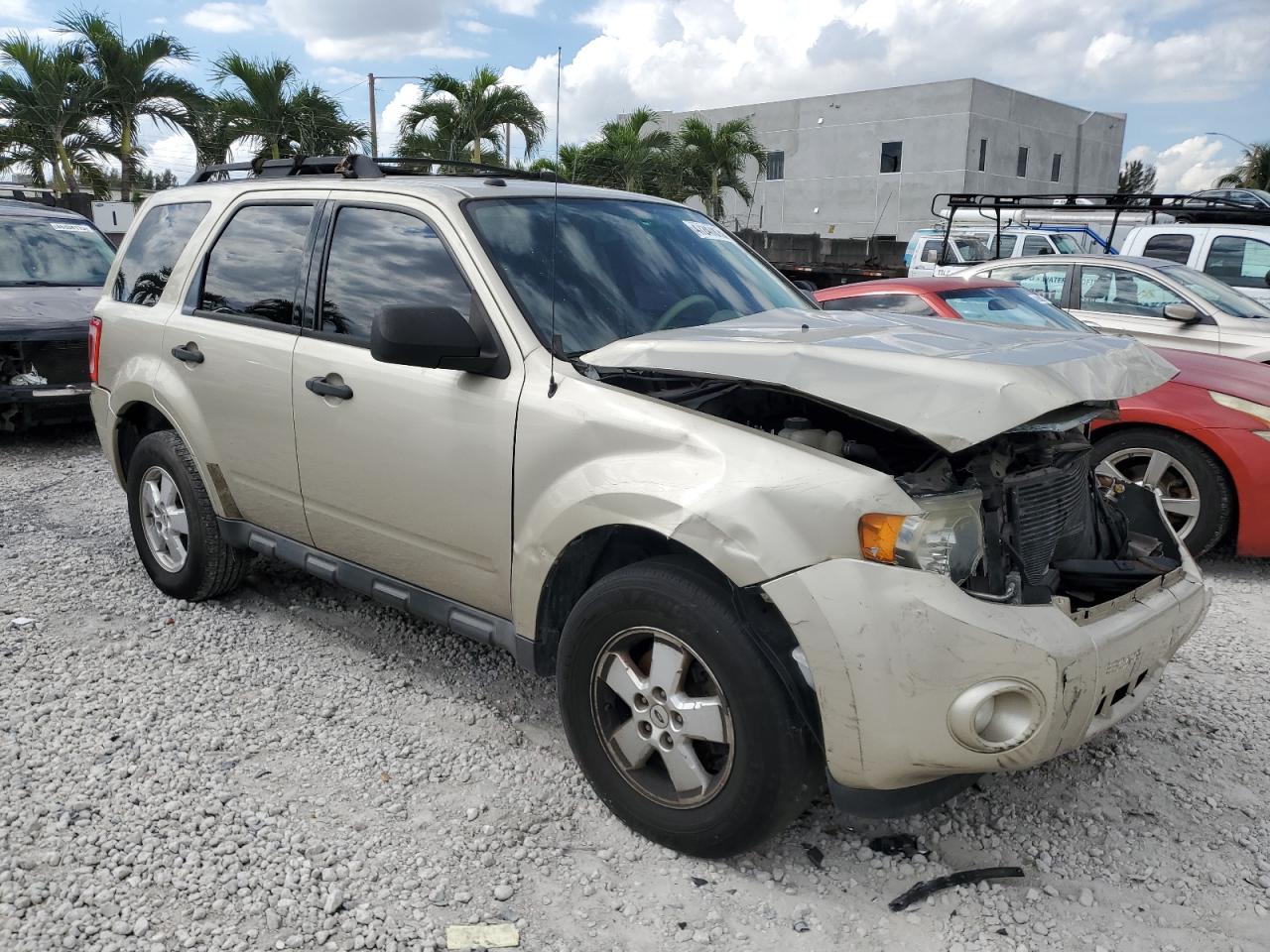 2010 Ford Escape - Image 4