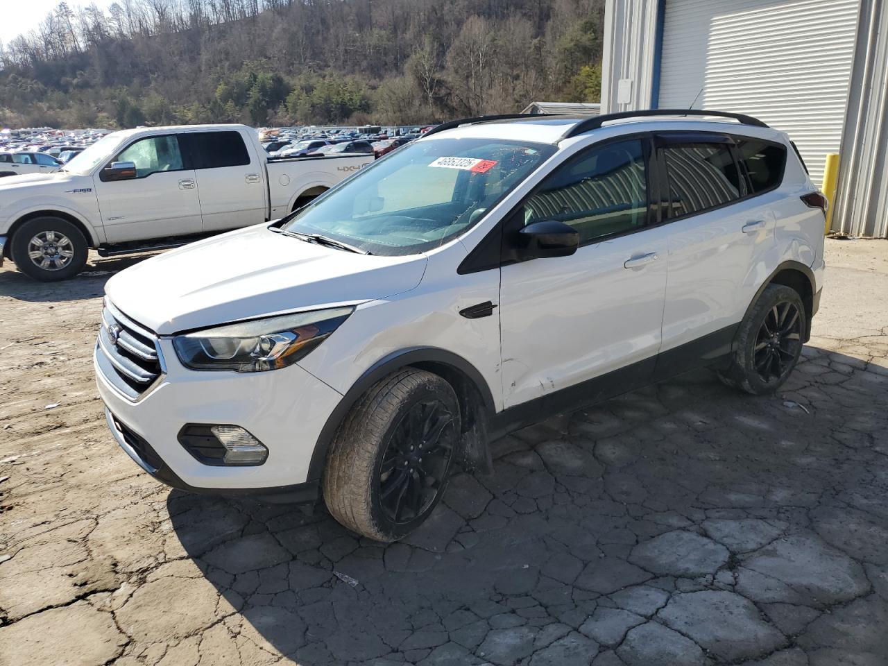 1FMCU9G91HUA91399 FORD ESCAPE 2017
