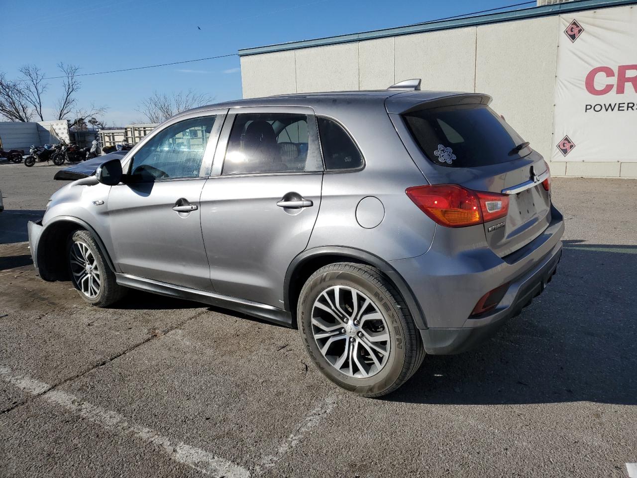 2019 Mitsubishi Outlander - Image 2
