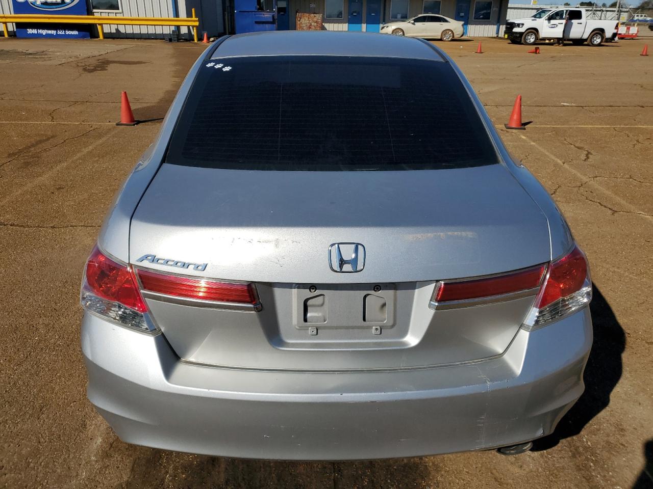 2012 Honda Accord - Image 6