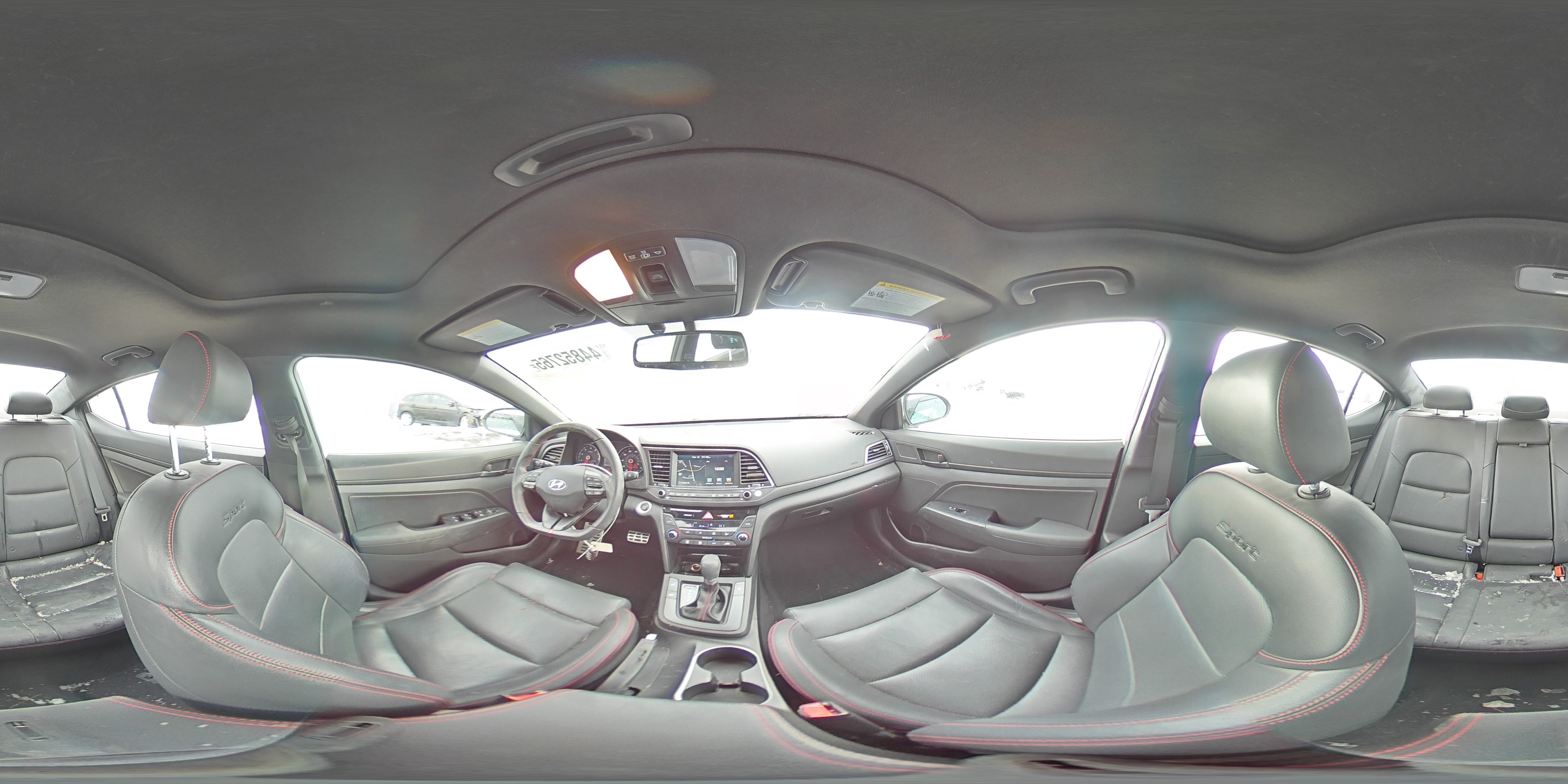 2017 Hyundai Elantra - Image 13