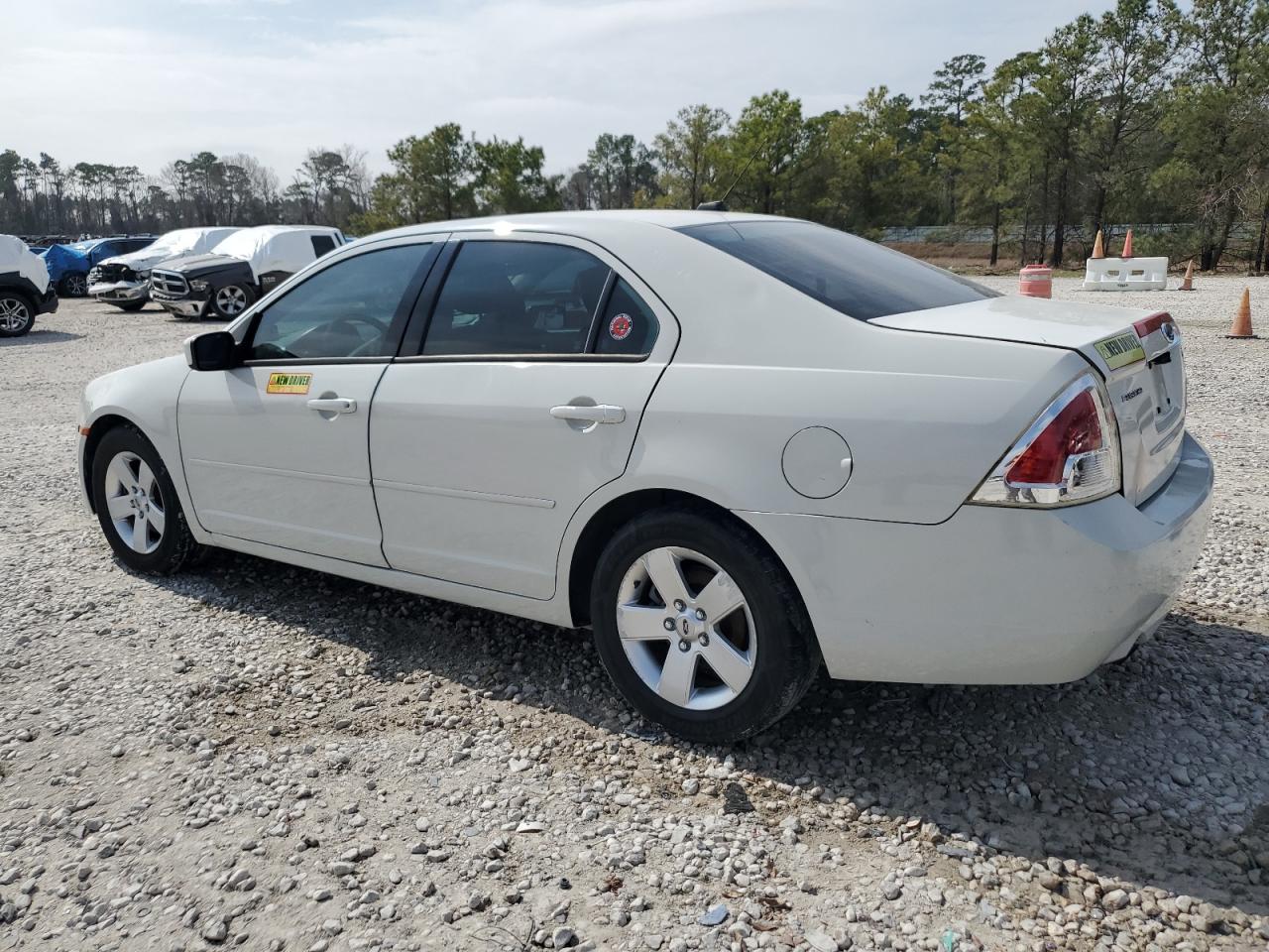 2009 Ford Fusion - Image 2