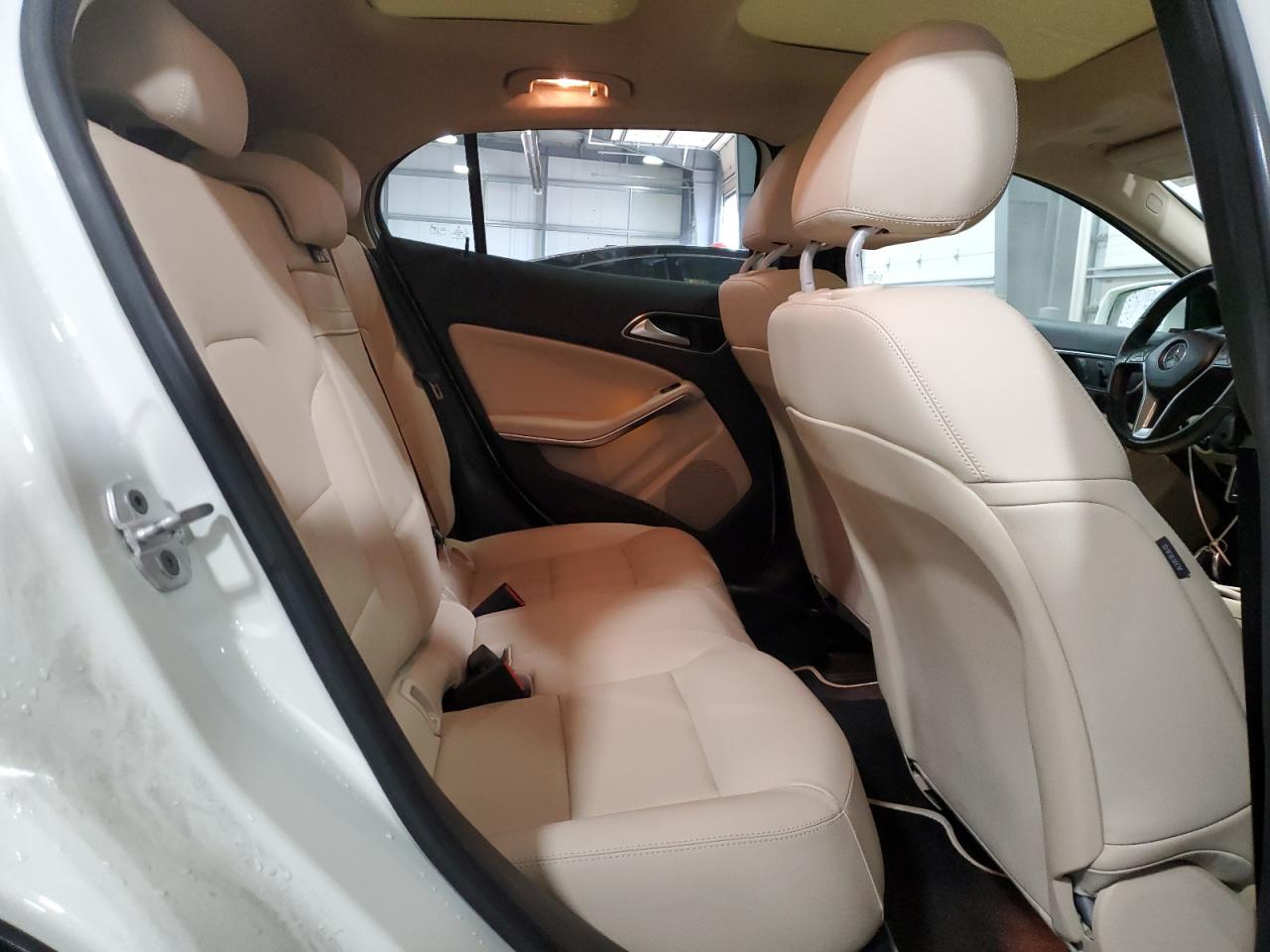 2015 Mercedes-Benz GLA-klasse - Image 12